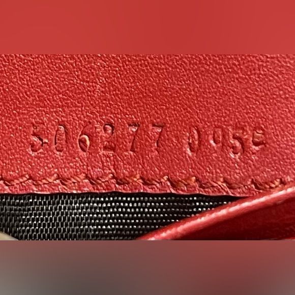 PRICE DROP!!
$300
(was $395)
Gucci 25th GG Supreme Bosco Wallet. - Picture 8 of 16